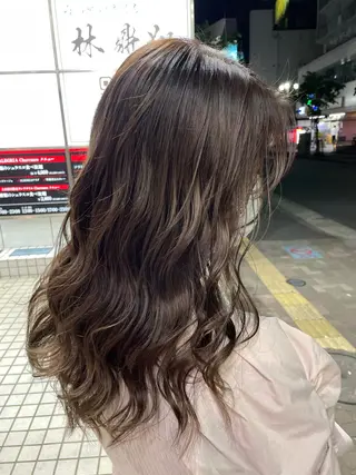 ロング カラー 個性派ネイル 🌼 ハルカ ♡の眉毛・アイブロウイメージ