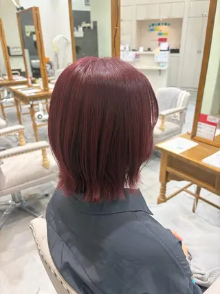 カラー 萩原 彩音のヘアスタイル