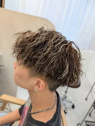 ショート パーマ メンズ メンズパーマ特化 QOL札幌YUTOのヘアスタイル