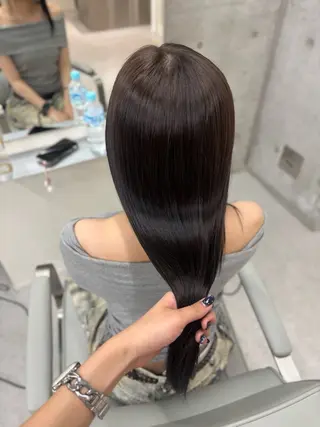 ロング 透明感/ハイトーン/ デザインカラー/みあのヘアスタイル
