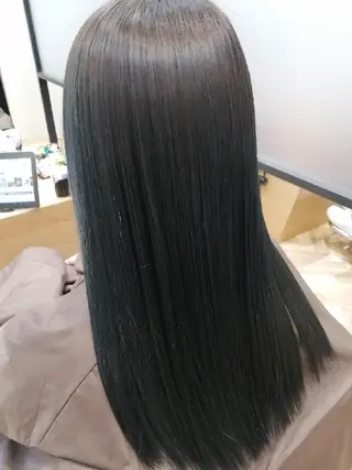 カラー ロング ✨METEO導入店✨ 髪質改善×縮毛矯正のヘアスタイル