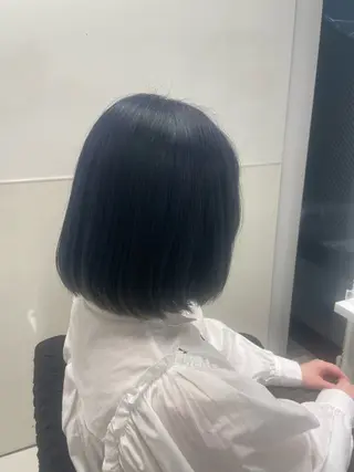 ミディアム カラー yuzuna ハイトーン 天神のヘアスタイル