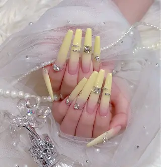 ネイル R salonのネイルデザイン