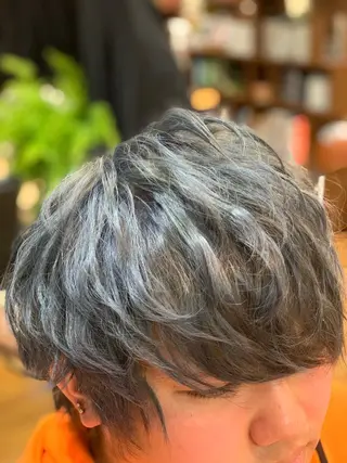 メンズ カット特化美容師 齋藤桐のヘアスタイル