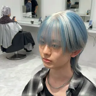 ショート カラー ヘアアレンジ ウルフカット×ハイ トーン職人🤍ゆうひのヘアスタイル