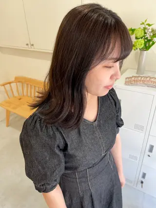 ミディアム カラー 中堀 遥のヘアスタイル
