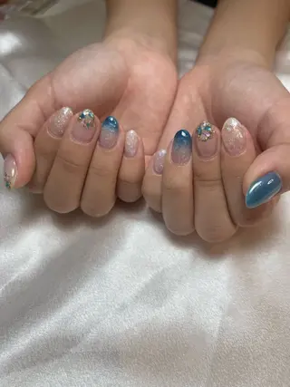 ネイル Revie Liz ネイル TAKEYAのネイルデザイン