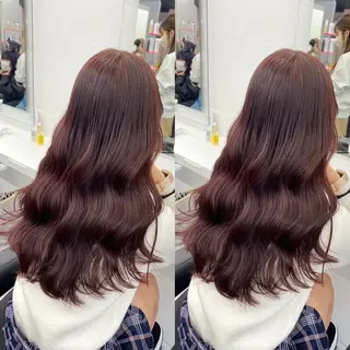 ロング 赤髪/ワインレッド/ 韓国系 まなかのヘアスタイル