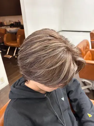 ショート カラー メンズ 本間友也/透明感 /ハイトーンのヘアスタイル