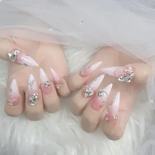 ネイル LANA NAILのネイルデザイン
