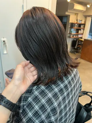 ミディアム 🧡YUU💚艶抜群 カラー✨/905号室のヘアスタイル