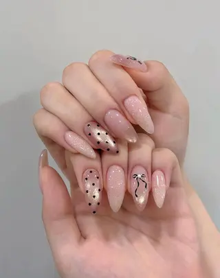 ネイル Lyna 池袋のネイルデザイン