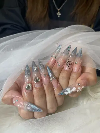 ネイル NiJi Nailsのネイルデザイン