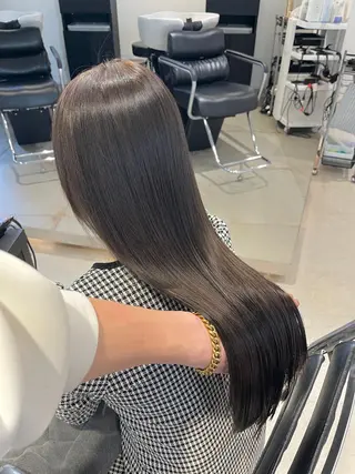 ミディアム カラー パーマ ヘアアレンジ メンズ キッズ ネイル マツエク・マツパ アイブロウ 丁寧なカウンセリング 🌿Chiemi🌿のヘアスタイル