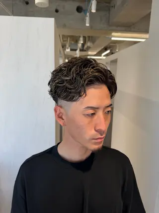カラー パーマ メンズ 個室サロンKAITO メンズ特化美容師のヘアスタイル