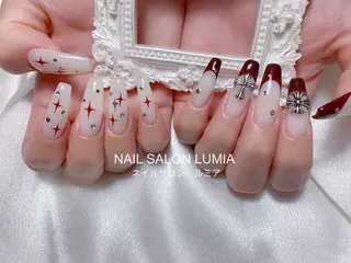 ネイル ネイルサロン ルミア Lumia 店長施術のネイルデザイン