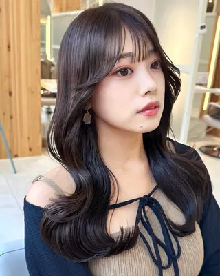 ロング カラー 🇰🇷韓国風くびれ ヘア🇰🇷中村優大のヘアスタイル