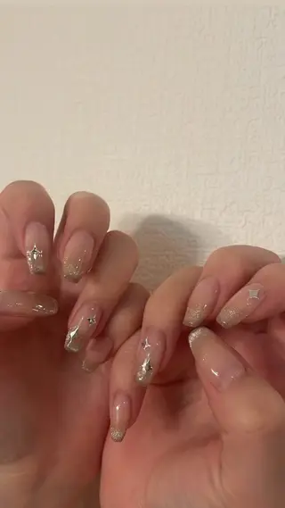 セミロング yuka ⭐︎のネイルデザイン
