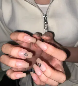 ネイル akari✨千葉駅 デザイン、メンズ🪐のネイルデザイン