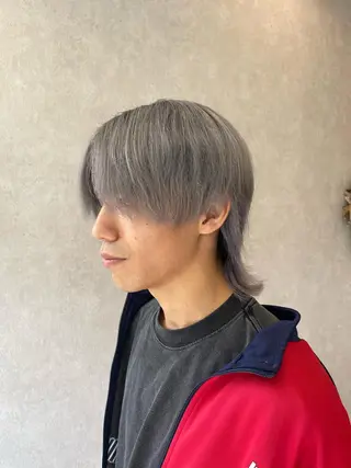 ショート カラー 三林 紘土のヘアスタイル