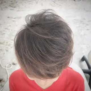 ショート カラー 小林 まさきのヘアスタイル