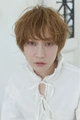 マツエク・マツパ 谷 なづきのヘアスタイル