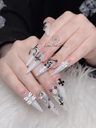 ネイル Lumi Shinokuboのネイルデザイン