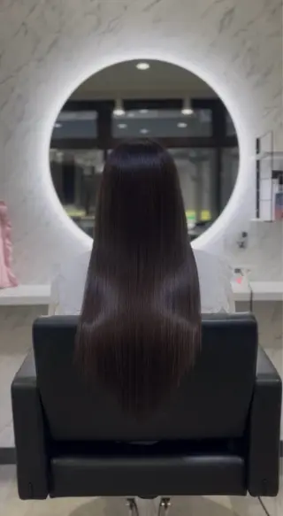 ロング ララモアナ naru.のヘアスタイル