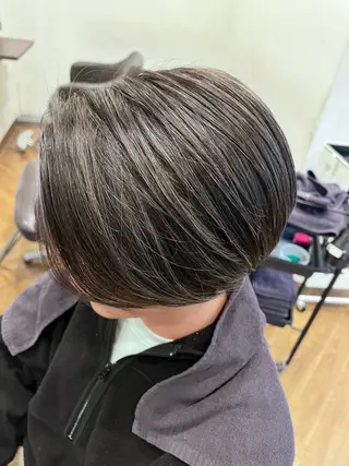 カラー メンズ たけかわ みずきのヘアスタイル
