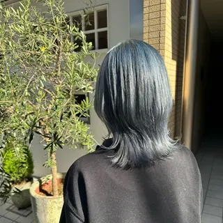 ミディアム 草野ゆずき⌇縮毛矯正 ⌇Wカラー⌇レイヤーのヘアスタイル