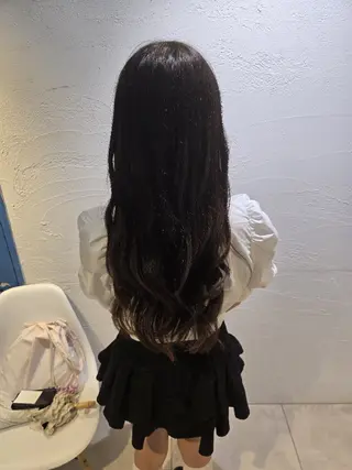 ロング 透明感カラー×髪質改 善✨️町田築✨️のヘアスタイル
