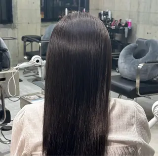カラー 亀谷 優大のヘアスタイル