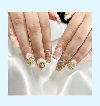 ネイル マツエク・マツパ アイブロウ new me"のネイルデザイン