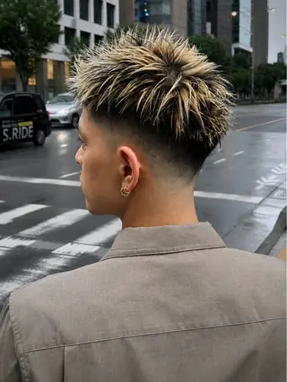 ショート カラー メンズ 浅見 天翔のヘアスタイル