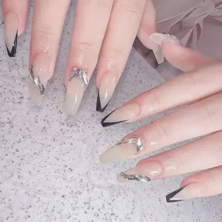 ネイル Queen‘s なんのネイルデザイン