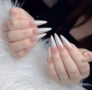 ネイル Lenie Nail Okuboのネイルデザイン