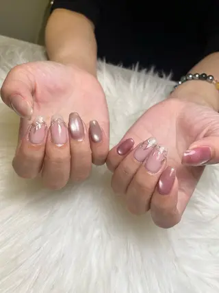 ネイル SunnyRoa aguri ୨୧˖*のネイルデザイン
