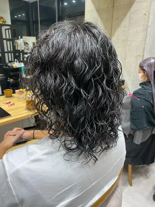 セミロング パーマ メンズ 似合う髪型見つけます AYAKAのヘアスタイル