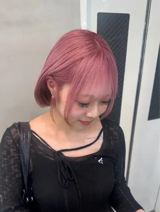 ショート カラー ヘアアレンジ minto/ パーマモデル募集中のヘアスタイル