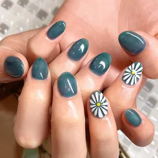 ネイル nailist yuiのネイルデザイン