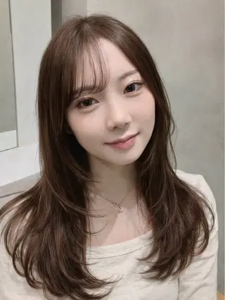 ロング カラー 川口 琴音のヘアスタイル