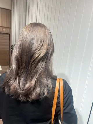 セミロング カラー ブリーチモデル✂︎ カラー特化✨ひかり/のヘアスタイル