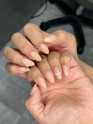 ネイル NailByua 武蔵新城徒歩4分のネイルデザイン