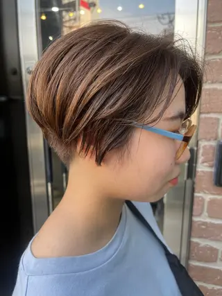 ショート カラー パーマ ヘアアレンジ メンズ キッズ ネイル マツエク・マツパ アイブロウ 久木原 ゆりのヘアスタイル