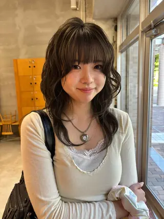 カラー wewe: momoeのヘアスタイル
