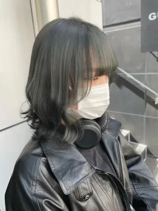 ミディアム カラー ヘアアレンジ 🎀ハイトーン・艶 カラー HANA🎀のヘアスタイル