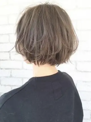 ミディアム カラー 【公式】amble luxe池袋東口🩷のヘアスタイル