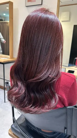ロング 盛本 彩乃のヘアスタイル