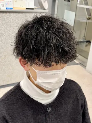 ショート 京都河原町 メンズパーマ助川龍哉のヘアスタイル