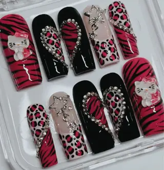 ネイル Rina Nail.Novaのネイルデザイン